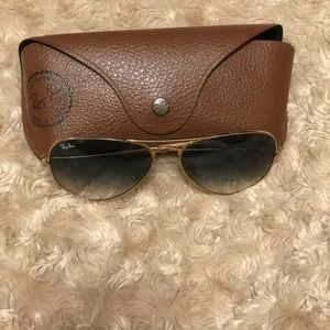 Used aviator Ray bans
